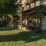Borgo Al Cerro Apartmanhotel 4*