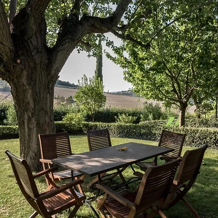 Apartahotel Borgo Al Cerro 4*