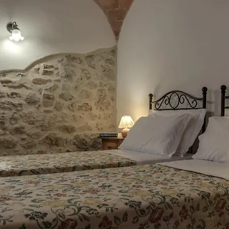Apartahotel Borgo Al Cerro 4*
