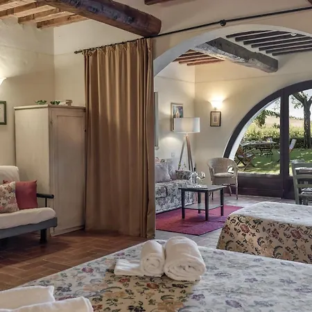 Borgo Al Cerro Aparthotel 3*