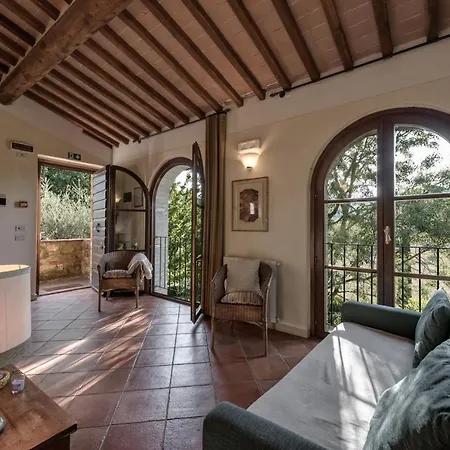 Aparthotel Borgo Al Cerro 3*