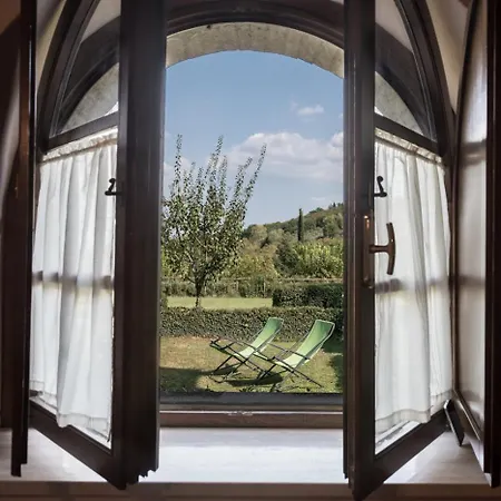 Borgo Al Cerro Aparthotel 3*